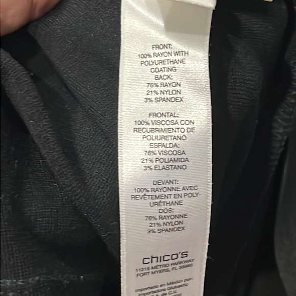 Chicos women’s faux leather front pants. Black. Size 00 (XS/2) - Picture 5 of 6